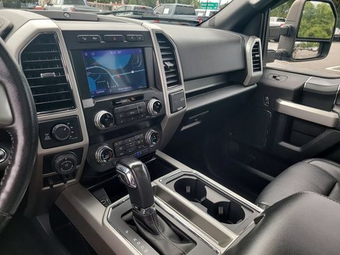 Used 2020 Ford F150 Lariat w/ Equipment Group 502A Luxury AWD/4WD image 19