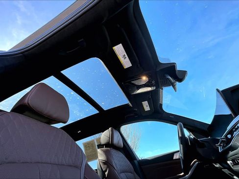 Used 2026 BMW X7 xDrive40i image 13