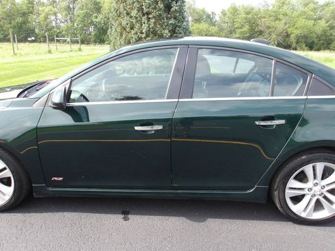 Used 2015 Chevrolet Cruze LTZ w/ Sun, Sound and Sport Package FWD image 33