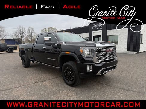 Used 2022 GMC Sierra 2500 Denali w/ Denali Black Diamond Edition AWD/4WD image 1