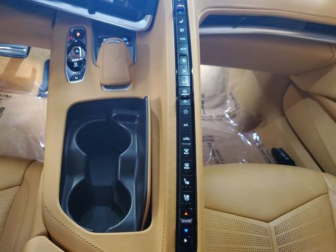Used 2023 Chevrolet Corvette Z06 w/ Z07 Performance Package RWD image 23
