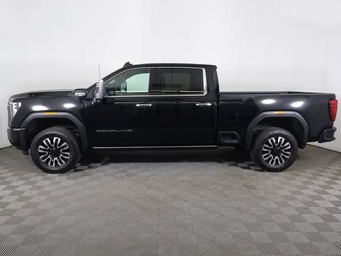 Used 2024 GMC Sierra 3500 Denali Ultimate image 22