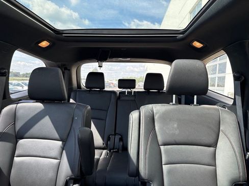 Used 2021 Honda Pilot Black Edition image 14