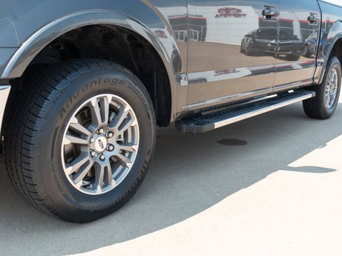 Used 2019 Ford F150 Lariat w/ Trailer Tow Package AWD/4WD image 6