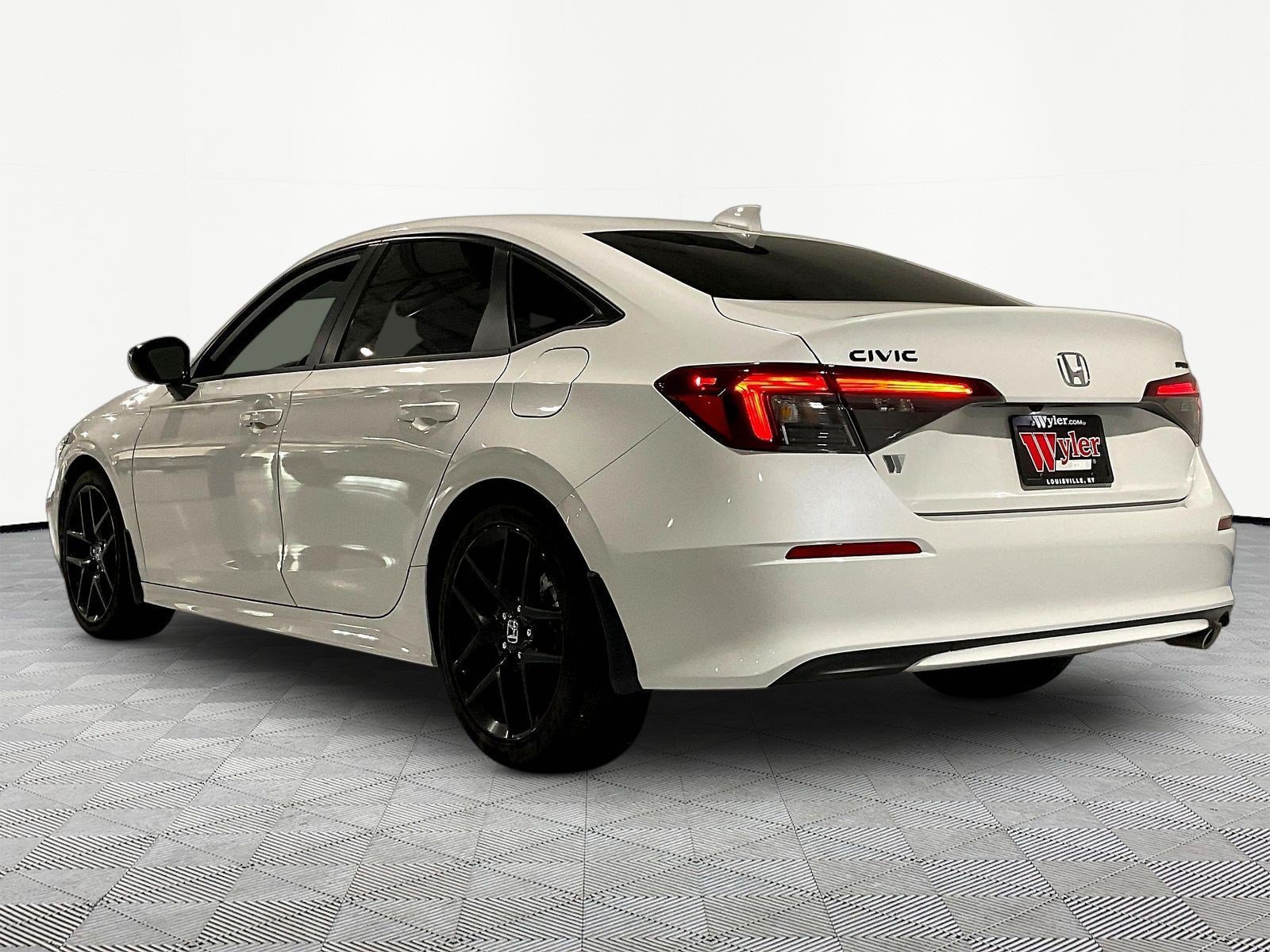 Used 2026 Honda Civic Sport image 4