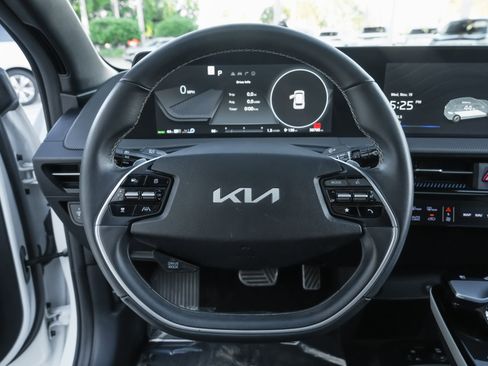 Used 2023 Kia EV6 GT-Line image 8