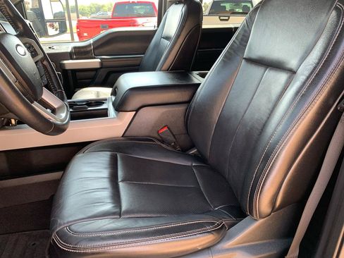 Used 2020 Ford F250 Lariat w/ Chrome Package AWD/4WD image 24