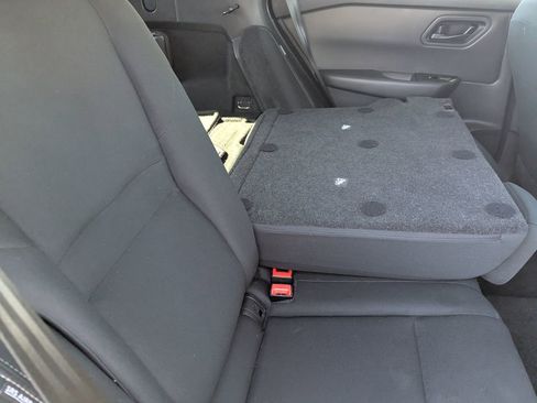 Certified 2024 Nissan Rogue S image 14