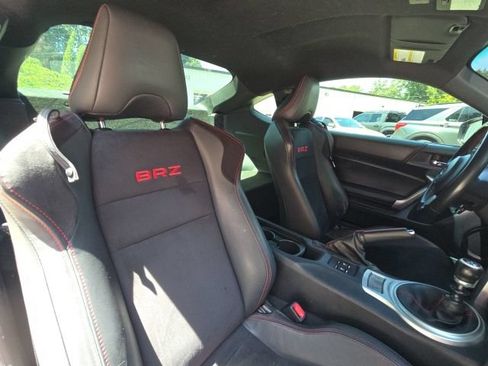 Used 2017 Subaru BRZ Limited w/ Popular Package #3 RWD image 12