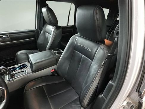 Used 2017 Ford Expedition EL Platinum AWD/4WD image 8