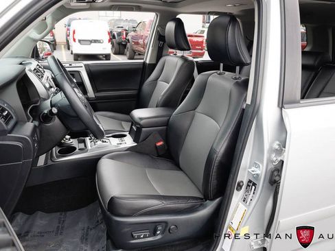 Used 2017 Toyota 4Runner SR5 Premium AWD/4WD image 21