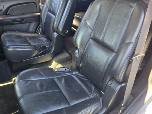 Used 2008 Chevrolet Tahoe LT w/ LT Preferred Equipment Group image 9