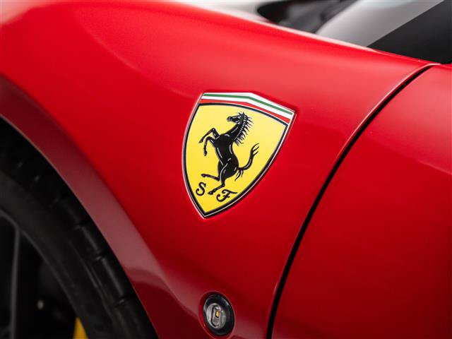Used 2022 Ferrari F8 Tributo RWD image 22