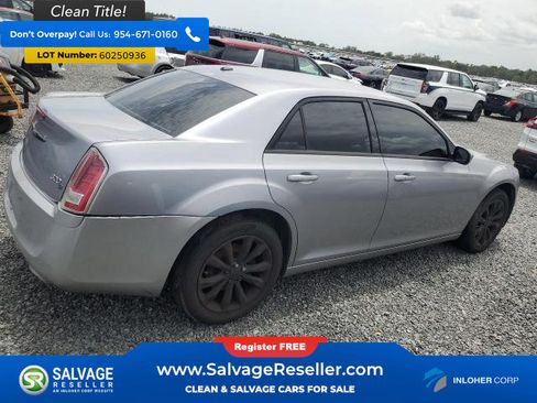 Used 2014 Chrysler 300 S AWD/4WD image 4
