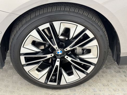 Certified 2026 BMW 530i image 11