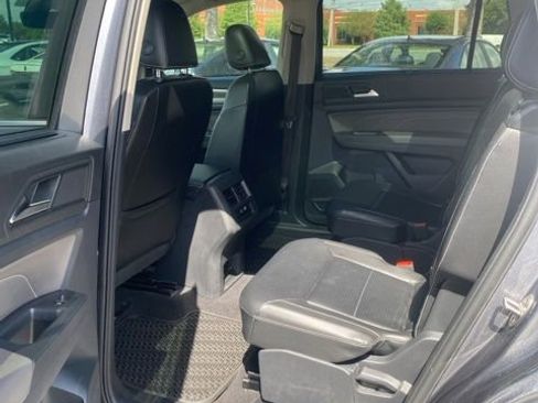Used 2022 Volkswagen Atlas SEL AWD/4WD image 8