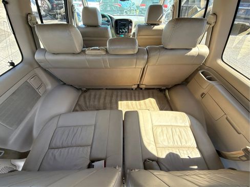 Used 2000 Toyota Land Cruiser image 35