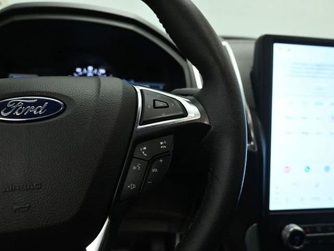 Certified 2023 Ford Edge Titanium w/ Equipment Group 301A image 17