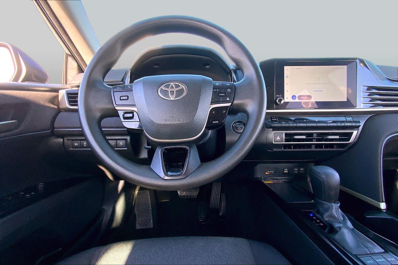 Certified 2025 Toyota Camry LE FWD image 6