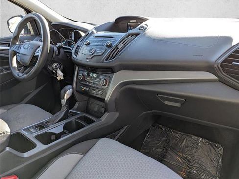Used 2018 Ford Escape SE image 20