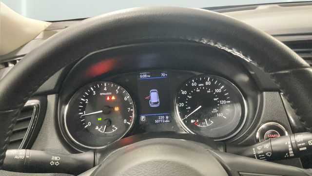 Used 2020 Nissan Rogue SV AWD/4WD image 21