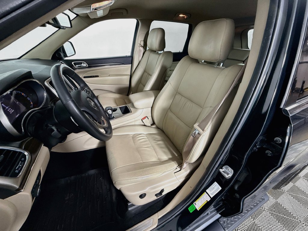 Used 2014 Jeep Grand Cherokee Limited RWD image 22