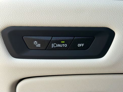 New 2026 BMW X5 xDrive50e w/ Executive Package image 36