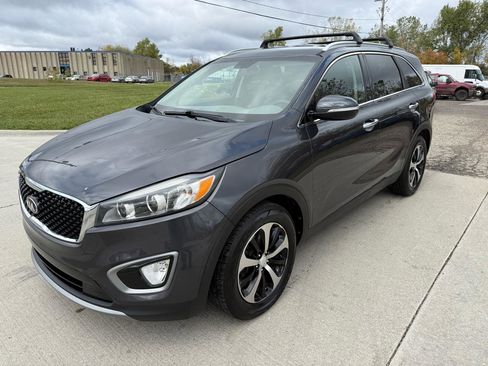 Used 2016 Kia Sorento EX FWD image 1