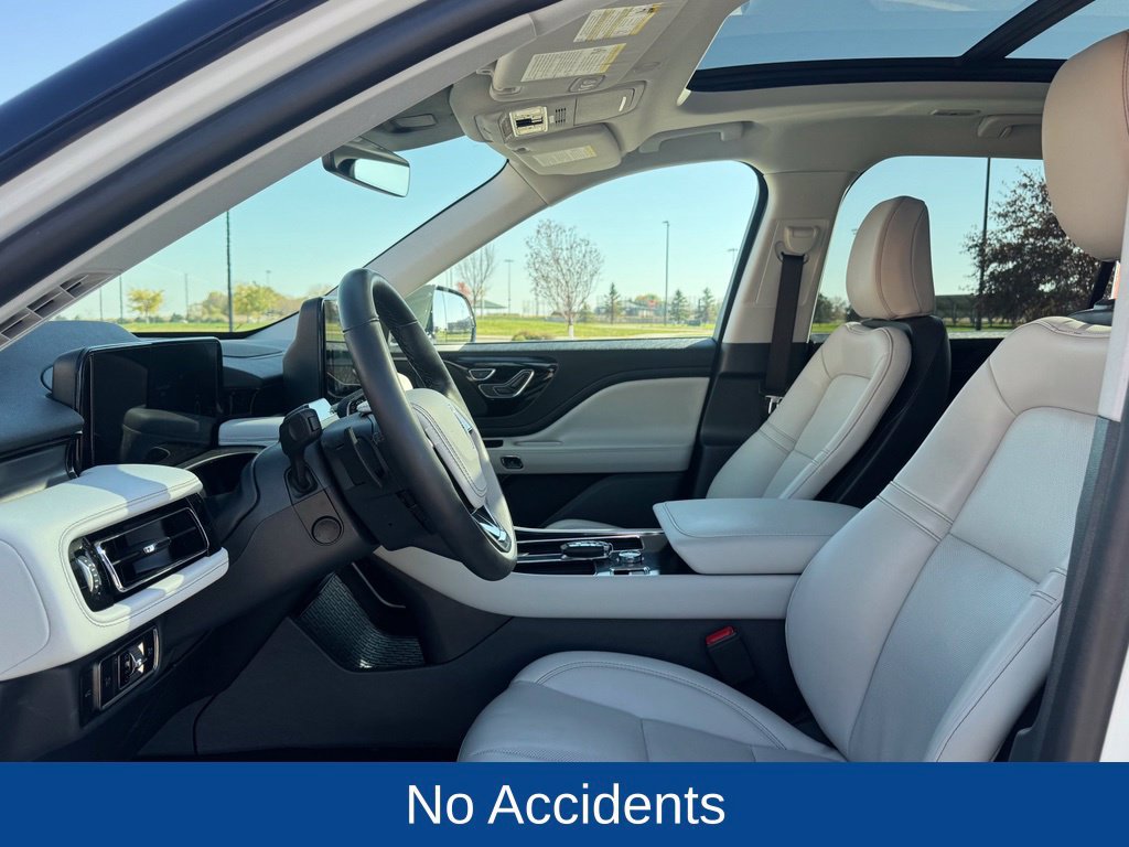 Used 2026 Lincoln Aviator AWD image 8