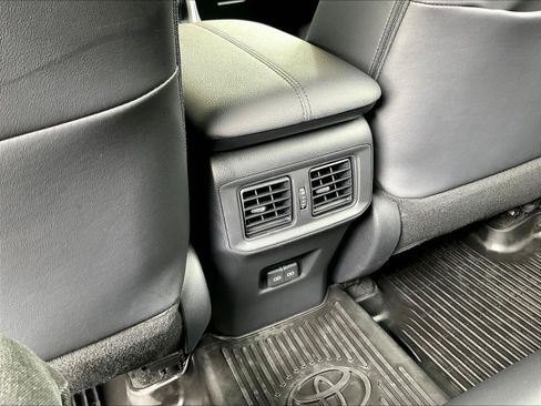 Used 2023 Toyota RAV4 XSE AWD/4WD image 10