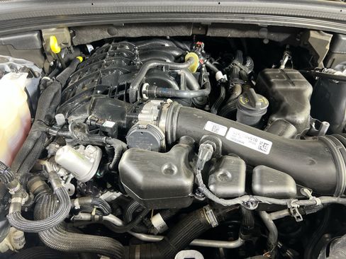 Used 2023 Jeep Grand Cherokee Altitude AWD/4WD image 28