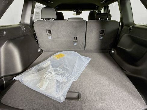 New 2025 Jeep Grand Cherokee Laredo image 23