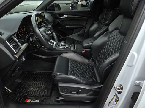 Used 2019 Audi SQ5 Premium Plus w/ Premium Plus Package AWD/4WD image 18