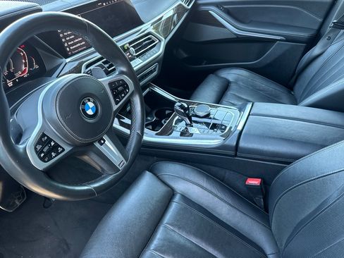 Used 2020 BMW X5 M50i AWD/4WD image 4