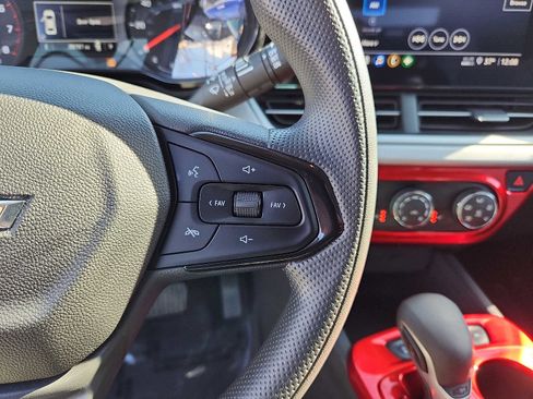 Used 2024 Chevrolet Trax LS w/ LS Convenience Package image 21