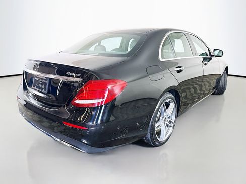 Used 2020 Mercedes-Benz E 450 4MATIC Sedan image 10