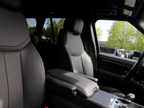 Certified 2023 Land Rover Range Rover SE AWD/4WD image 12