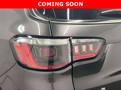Certified 2023 Jeep Compass Limited AWD/4WD image 11