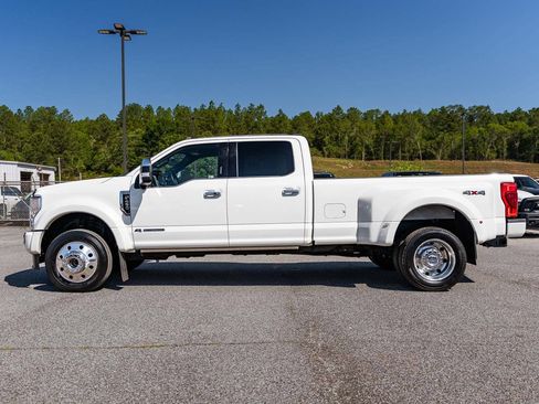 Certified 2022 Ford F450 Platinum AWD/4WD image 4