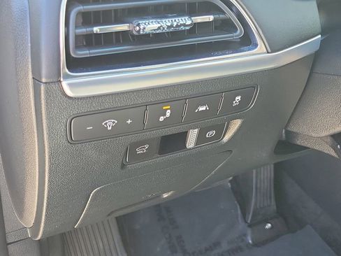 Used 2022 Hyundai Palisade Limited image 25