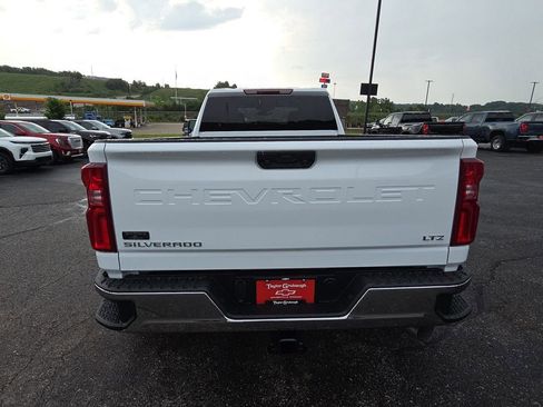 New 2026 Chevrolet Silverado 3500 LTZ w/ LTZ Convenience Package AWD/4WD image 7