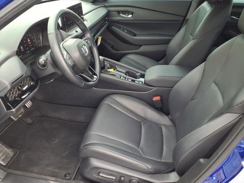 Used 2025 Honda Accord Sport image 11