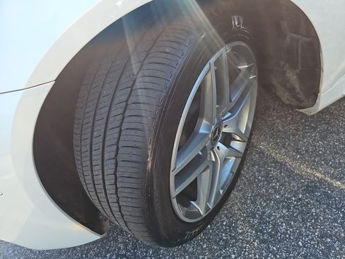 Used 2019 Mercedes-Benz S 560 4MATIC Sedan image 34