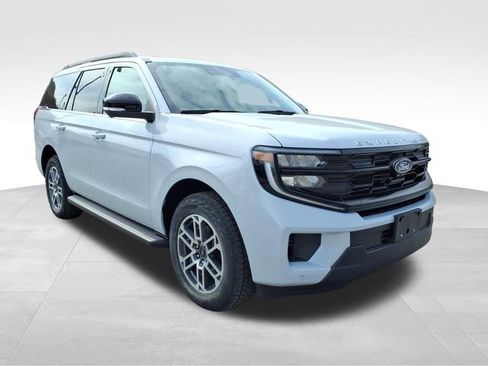 New 2026 Ford Expedition Active AWD/4WD image 16