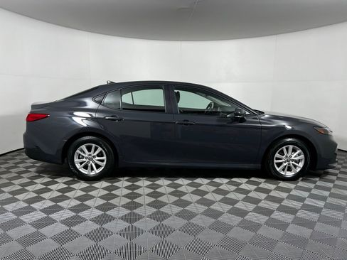 Used 2025 Toyota Camry LE FWD image 4