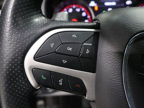 Used 2018 Dodge Charger GT image 40