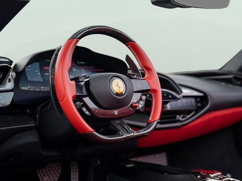 Used 2022 Ferrari SF90 Spider AWD/4WD image 38