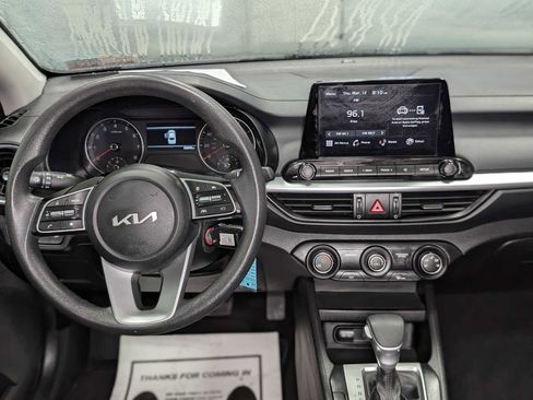 Certified 2023 Kia Forte LXS image 5