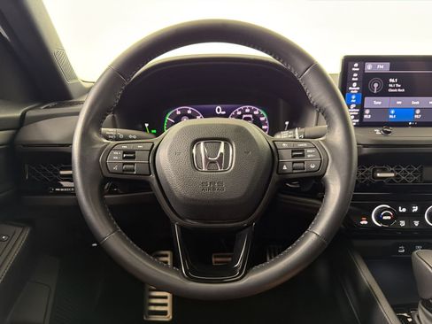 Used 2024 Honda Accord Sport image 8