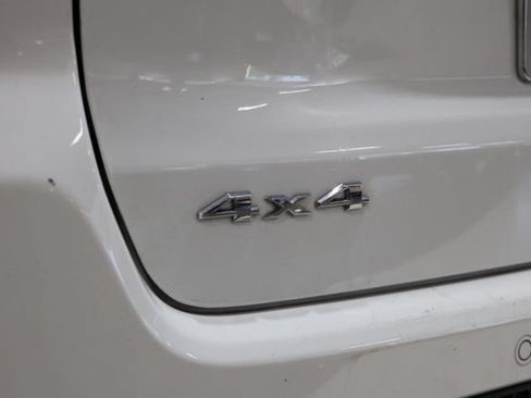 Used 2025 Jeep Compass Limited AWD/4WD image 13